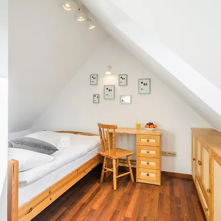 Rent Like - Kasprowicza Iii Apartment